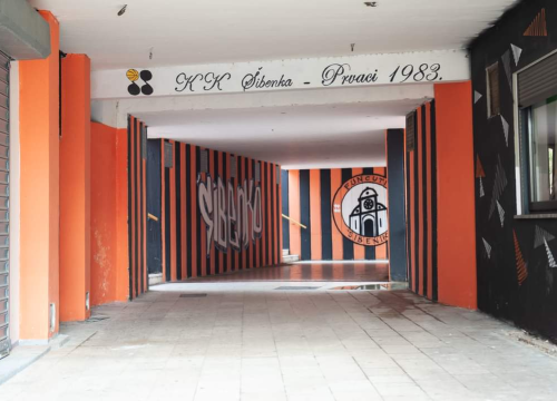 Fotografija 10 - Šibenik diše narančasto: Kvartovi postaju galerije za navijačku umjetnost