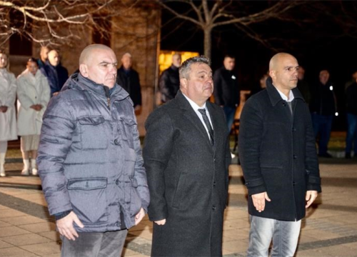 Fotografija 3 - Zaustavili zloglasni kninski korpus: Svečano obilježena 33. obljetnica 142. brigade HV-a