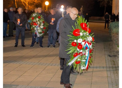 Fotografija 6 - Zaustavili zloglasni kninski korpus: Svečano obilježena 33. obljetnica 142. brigade HV-a