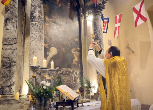 Fotografija 4 - U Crkvi svetog Nikole u Šibeniku slavljene mise za pomorce, njihove obitelji i sve putnike