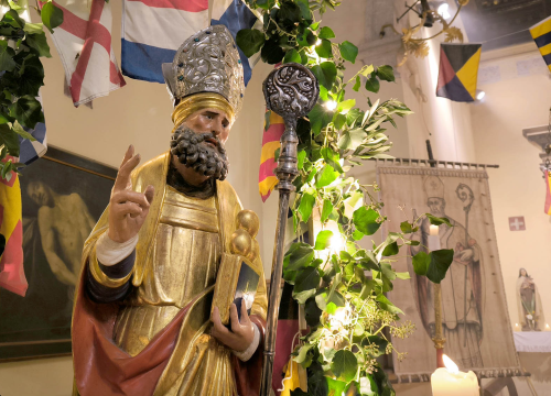 Fotografija 3 - U Crkvi svetog Nikole u Šibeniku slavljene mise za pomorce, njihove obitelji i sve putnike