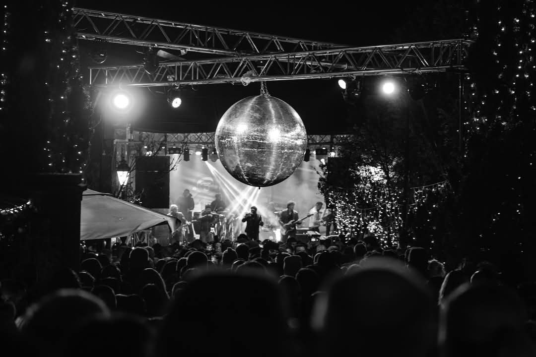 Gibonni u Parku spektakularno otvorio glazbeni program Adventure (2)