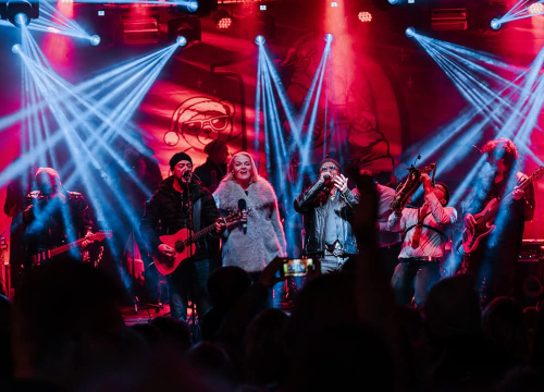 Fotografija 4 - Gibonni u Parku spektakularno otvorio glazbeni program Adventure (2)