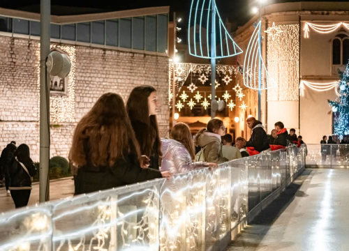 Fotografija 6 - Otvorena sezona klizanja: Ledena avantura osvaja Šibenčane i njihove goste