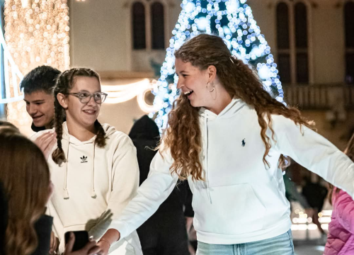 Fotografija 3 - Otvorena sezona klizanja: Ledena avantura osvaja Šibenčane i njihove goste