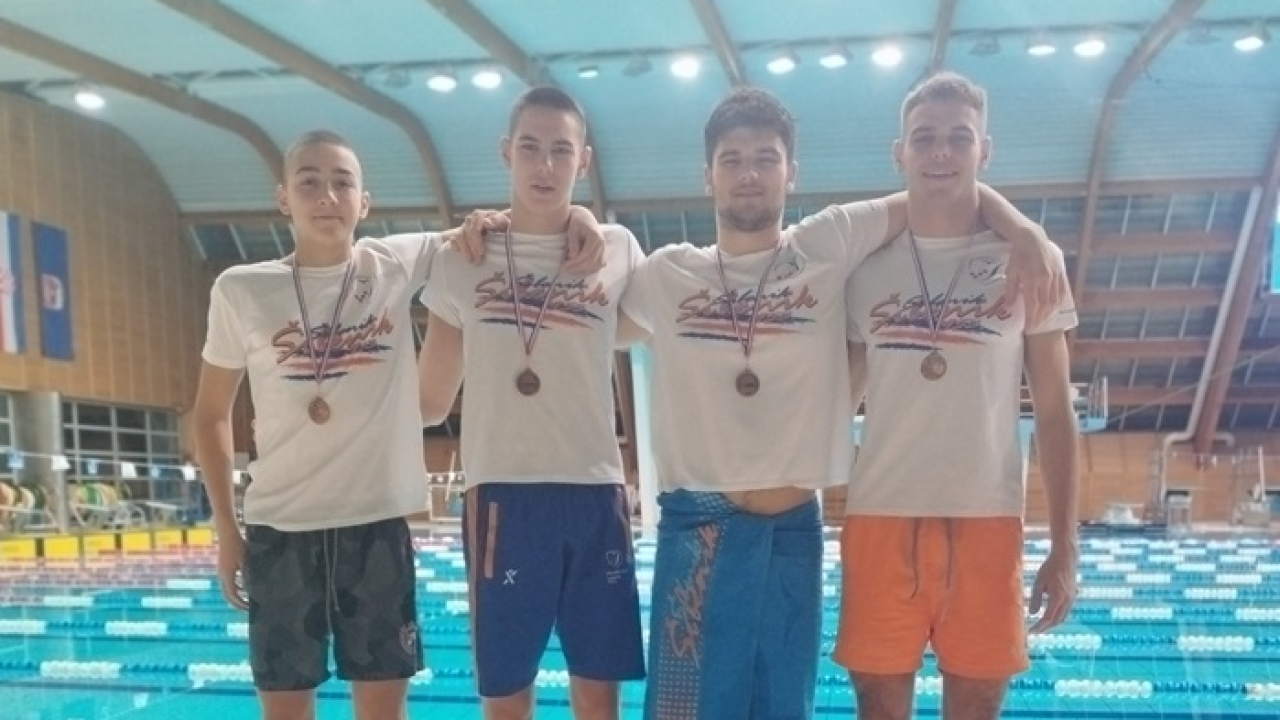 Svih šest plivača Šibenika došlo do postolja na regionalnom natjecanju u Zadru