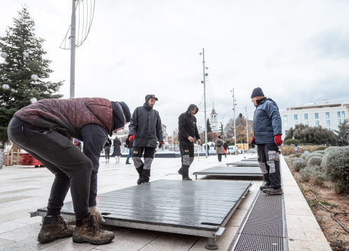 Fotografija 2 - Stigle kućice: Poljana se priprema za Adventurin Sajmić