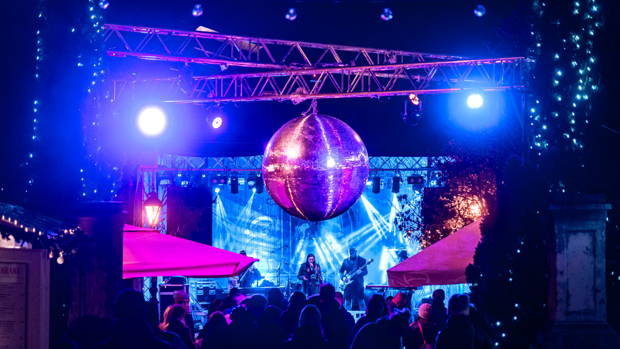 Kninski The Alibor zagrijao sinoć šibensku publiku u Parku