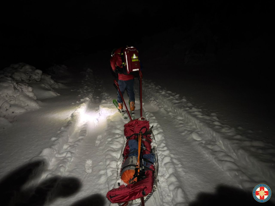 HGSS-ovci iz Knina spasili dvojicu pastira iz dubokog snijega