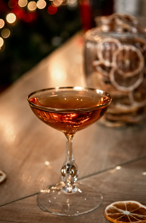 Zima u Vintage Baru: Uživajte u toplim koktelima i kreativnom programu