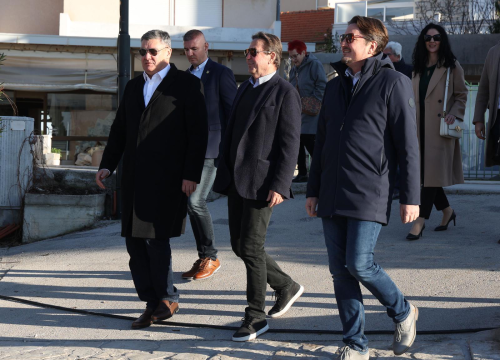Predsjednik Milanović posjetio Primošten, dočekao ga načelnik Petrina