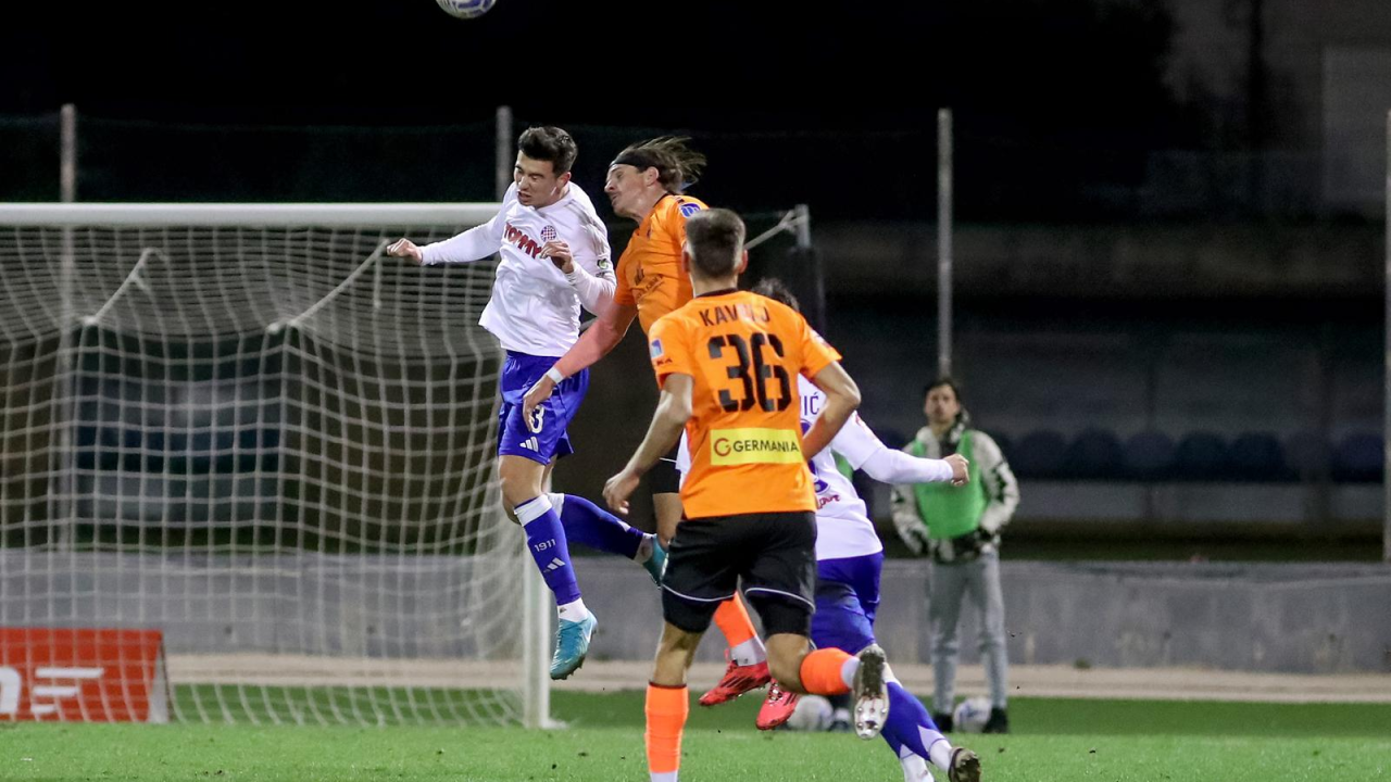 Šibenik protiv Hajduka dominantan u prvom dijelu, u nastavku mu presudili kartoni i potezi pojedinaca