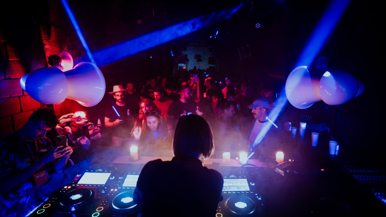 Po ovoj ledari najbolje je u Tunelu! Za Badnjak samo hitovi i besplatan ulaz