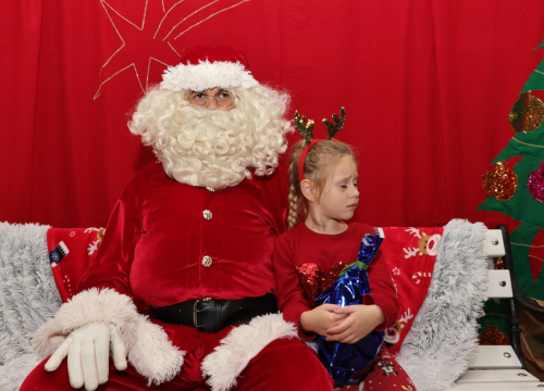 Fotografija 17 - Djed Božićnjak darovao djecu u Općini Tisno
