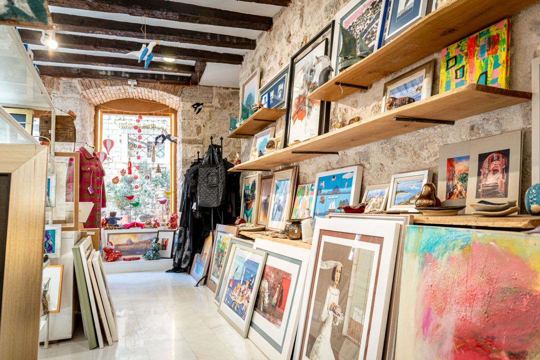 Galerija Juraj Dalmatinac: Provjerite bogatu ponudu i odlične akcije!