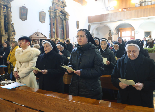 Fotografija 23 - Biskup Tomislav Rogić otvorio Jubilarnu godinu u Šibenskoj biskupiji