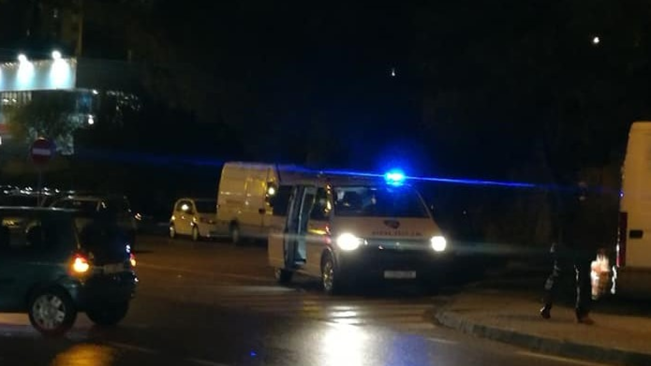 U prometnoj nesreći u Njivicama poginuo vozač (34)