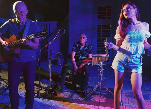 Fotografija 2 - Ni promjenjivo vrijeme ne sprječava naše modno osviještene Šibenčane