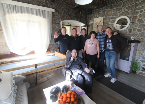 Vrijednom donacijom Lions klub Šibenik pomaže teško bolesnom Frani Jakovčevu