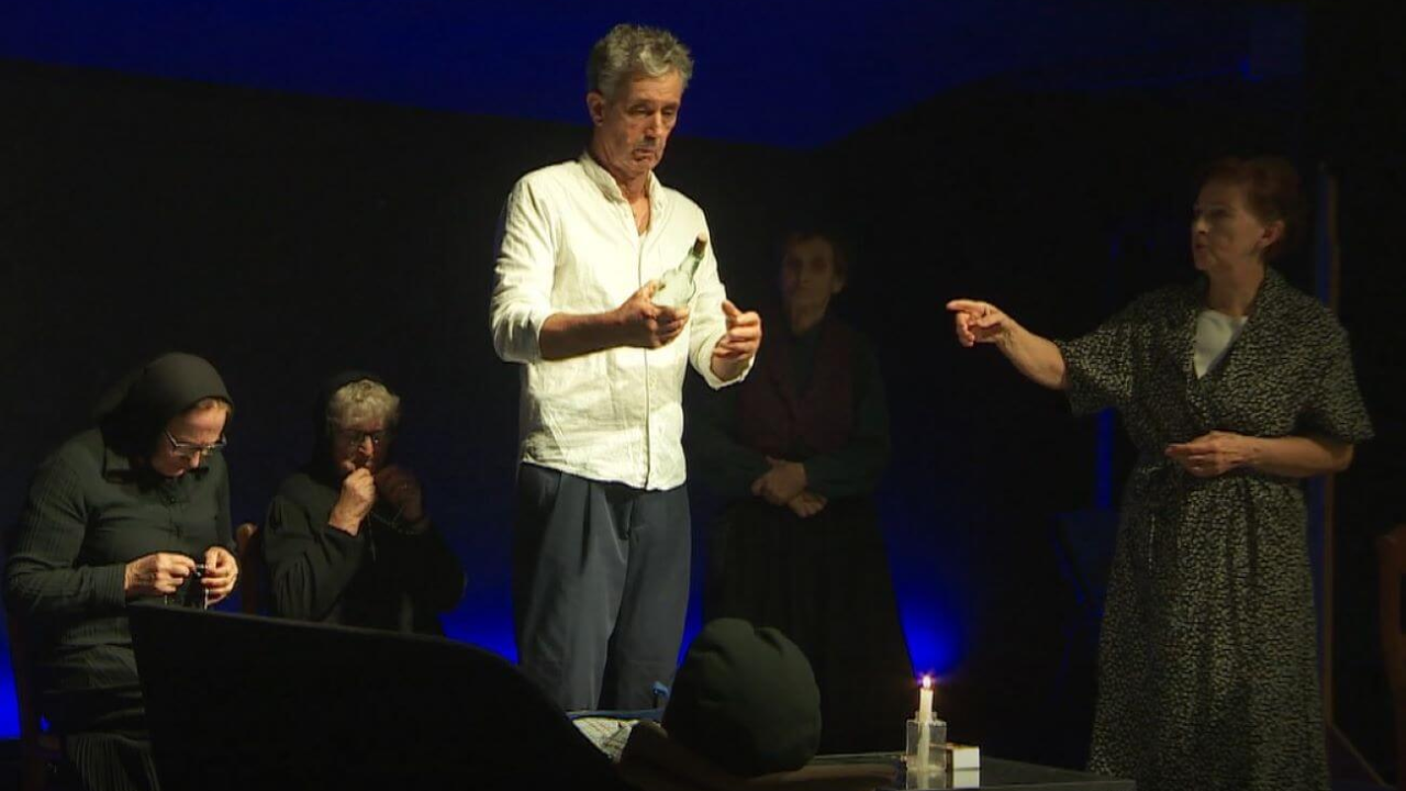 Šibenski umirovljenici u novoj predstavi: ‘Teško je starog psa naučiti nove trikove’