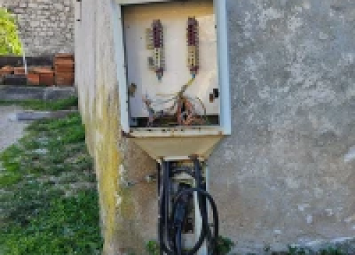 Fotografija 9 -  Bačići godinu dana bez interneta: ‘Kod nas će nas prije udariti grom nego doći operater’