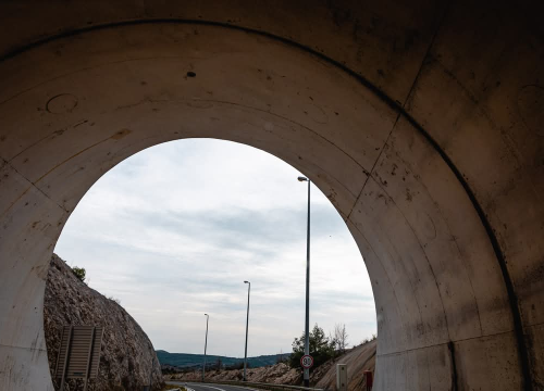 Magla na cestama, moguća i poledica