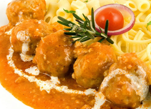 Recept za najsočnije mesne okruglice sa sirom