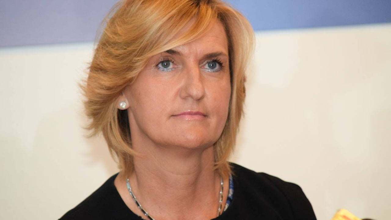 Sabor odgodio glasovanje zbog smrtnog slučaja u obitelji Branke Juričev-Martinčev