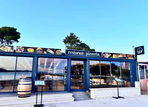 Fotografija 1 - FOTO Ne propustite nezaboravnu večer uz Tamburaški sastav Neverin u restoranu Šarm!