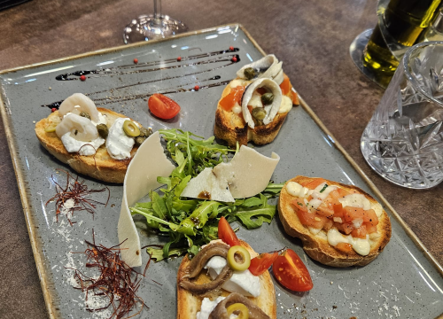 Fotografija 12 - FOTO Ne propustite nezaboravnu večer uz Tamburaški sastav Neverin u restoranu Šarm!