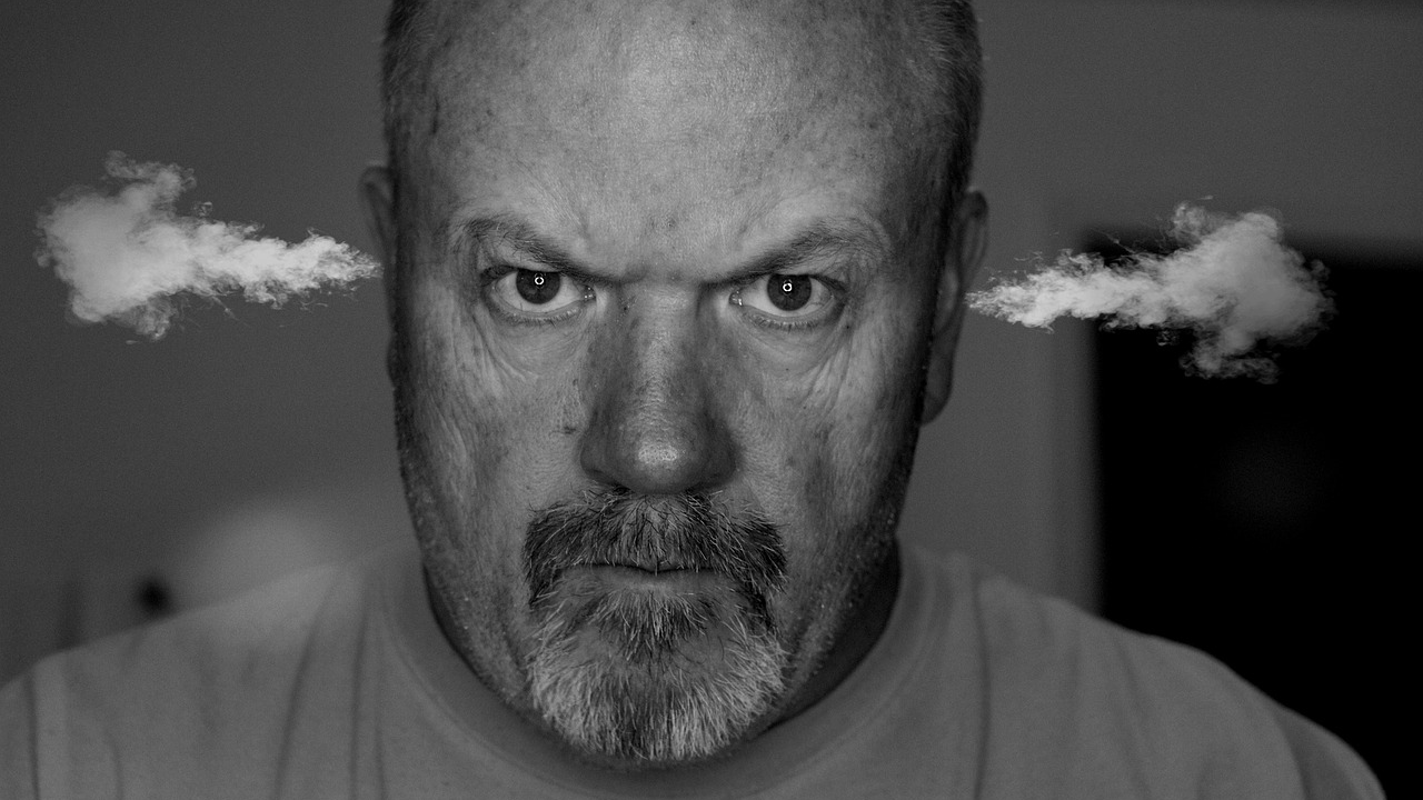 Planu brzinom svjetlosti: Dva horoskopska znaka koji se lako naljute