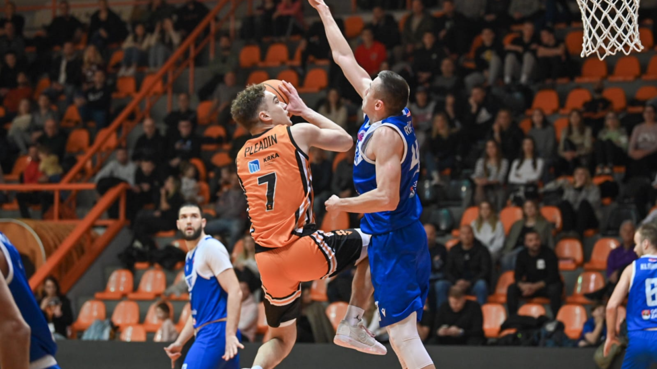 Šibenka se protiv Zadra dobro branila pod obručem, gosti sve riješili vanjskim šutom