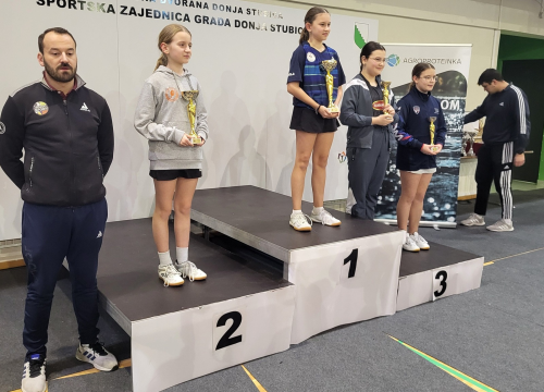 Fotografija 8 - FOTO Uspješan nastup stolnotenisačica Šibenika u Donjoj Stubici