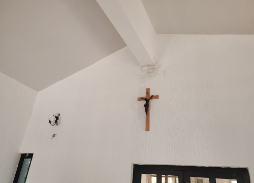 Fotografija 1 - Obnovljeno krovište mrtvačnice u Tribunju