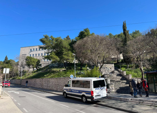 Šibenska policija objavila: Dojave o bombama bile su lažne