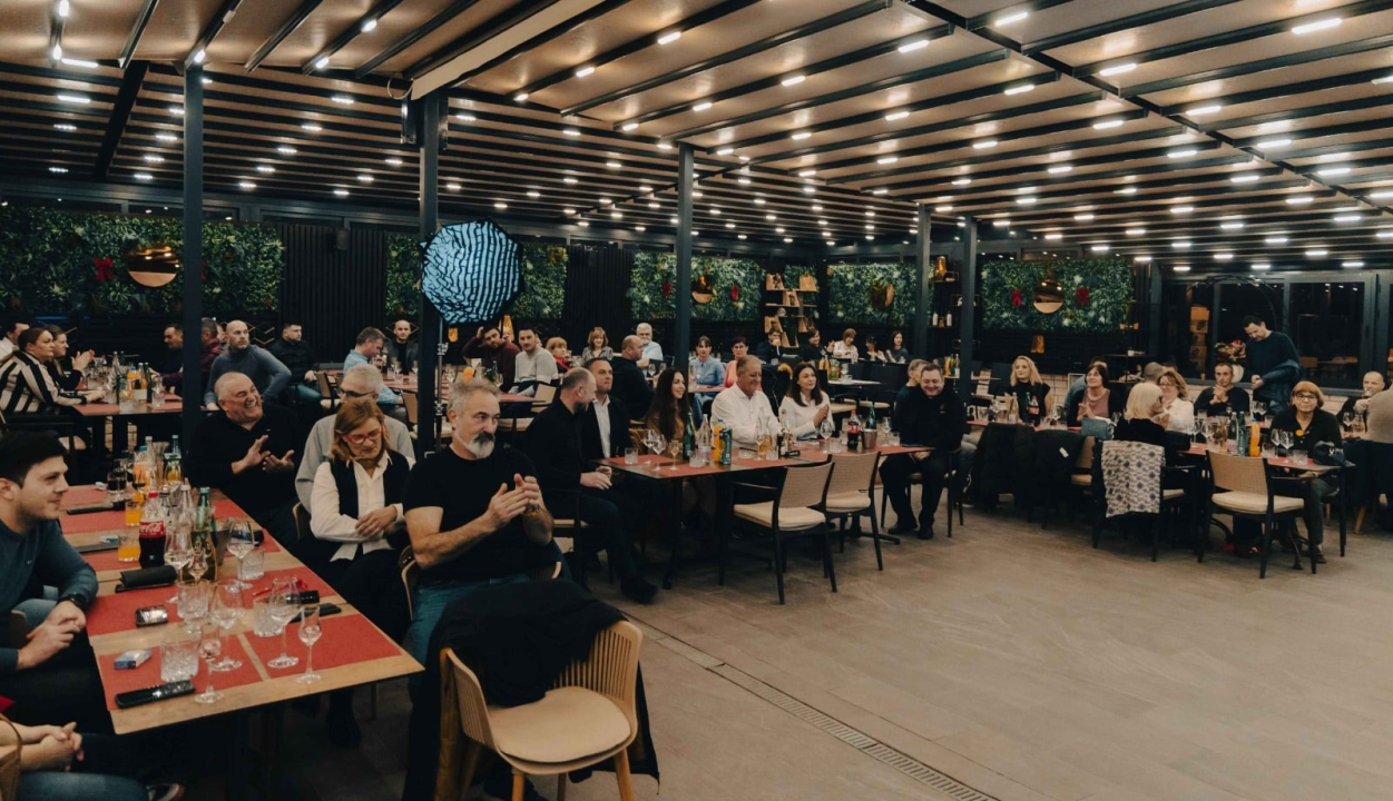 FOTO Provedite Valentinovo u restoranu Šarm u Vodicama