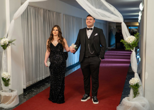 Fotografija 20 - FOTOGALERIJA Zavirite na spektakularni Maturalni ples Ekonomske škole (1)