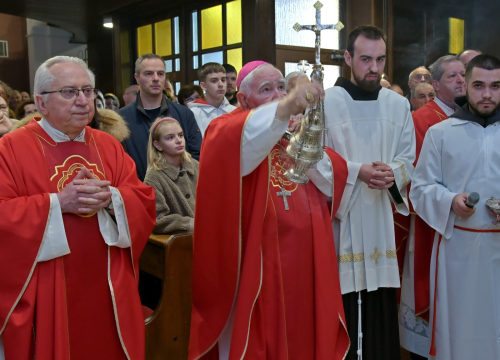Biskup u miru Ivas blagoslovio oltar blaženog Alojzija Stepinca