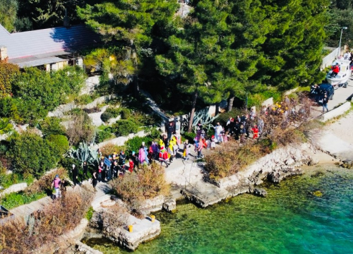 Fotografija 3 -  'Udri brigu na veselje' na Grebaškim maškarama