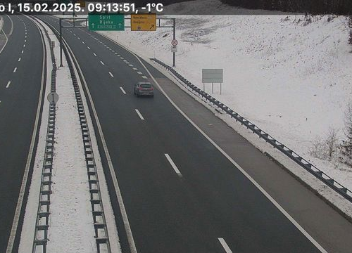 Fotografija 5 - Vjetar i snijeg stvaraju probleme: Za sav promet zatvorena dionica Dalmatine