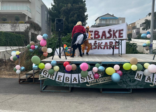 Fotografija 8 - Grebaške maškare: Dan ispunjen zabavom, smijehom i dobrom spizom