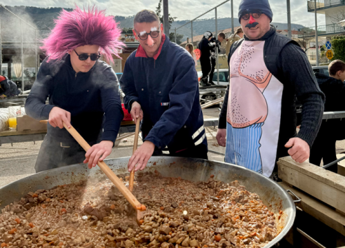 Fotografija 4 - Grebaške maškare: Dan ispunjen zabavom, smijehom i dobrom spizom