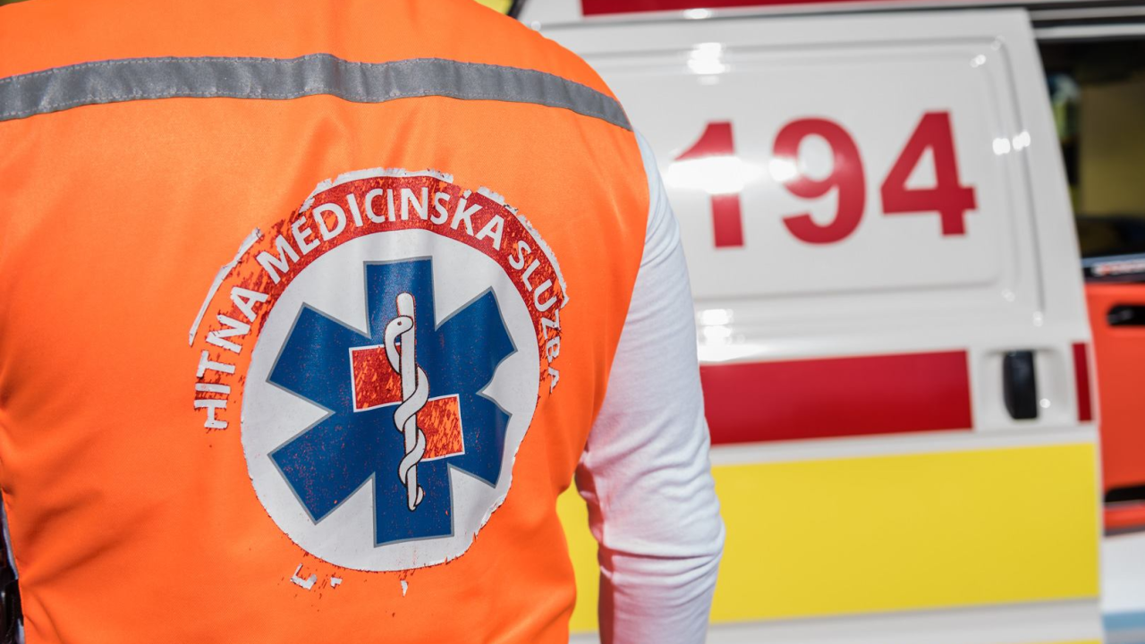 Maloljetni motociklist teško ozlijeđen u prometnoj nesreći na Šubićevcu