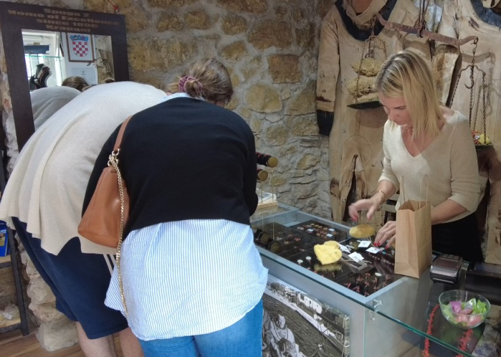 Milena Tanfara, rođena Norvežanka, na Krapnju je pronašla ljubav i ondje uspješno razvija obiteljski posao