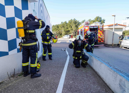 Fotografija 16 - Evakuirana OŠ Brodarica: Bez brige, to je bila samo vježba