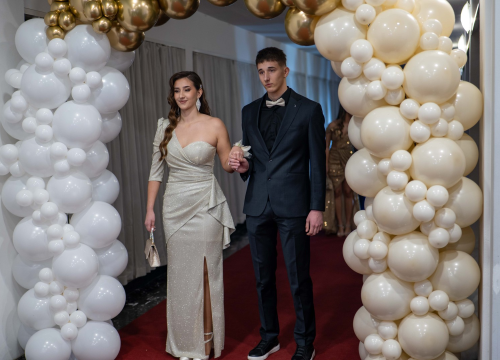 Fotografija 3 - Zavirite na maturalni ples šibenske Medicinske škole (2)