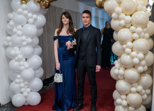 Fotografija 7 - Zavirite na maturalni ples šibenske Medicinske škole (2)