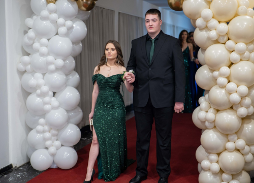 Fotografija 9 - Zavirite na maturalni ples šibenske Medicinske škole (2)