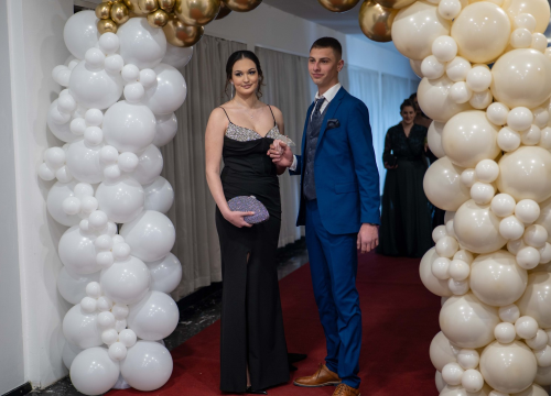 Fotografija 13 - Zavirite na maturalni ples šibenske Medicinske škole (2)