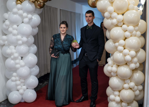 Fotografija 14 - Zavirite na maturalni ples šibenske Medicinske škole (2)